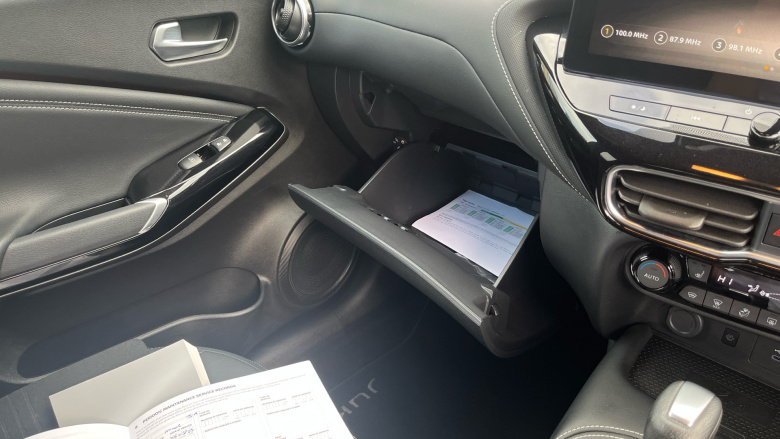 Nissan Juke 1.0 DiG-T Tekna 5dr DCT Petrol Hatchback